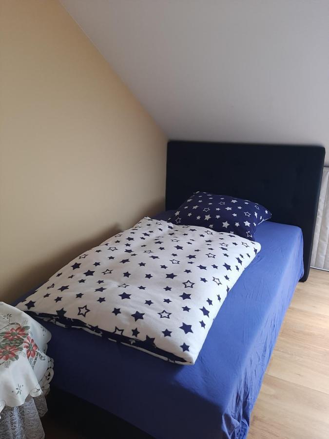 Der Kleine Bauernhof Keine Arbeiter Zadnych Pracownikow Apartment Lubiatow  Exterior foto